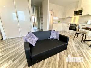 Студия квартира, посуточно, 55м2, 27/28 этаж