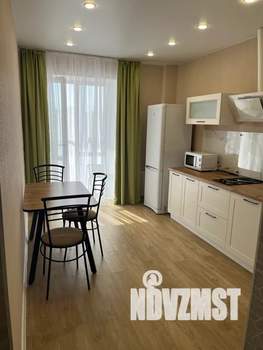 1-к квартира, посуточно, 40м2, 7/10 этаж