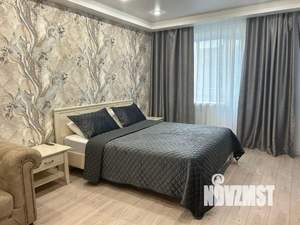 Студия квартира, посуточно, 40м2, 2/6 этаж