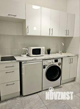 Студия квартира, посуточно, 47м2, 4/10 этаж