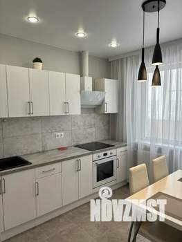 Студия квартира, посуточно, 39м2, 5/22 этаж