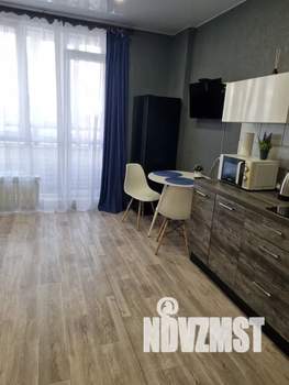 Студия квартира, посуточно, 30м2, 6/22 этаж