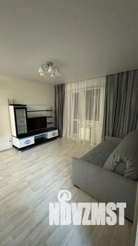 1-к квартира, посуточно, 36м2, 4/9 этаж