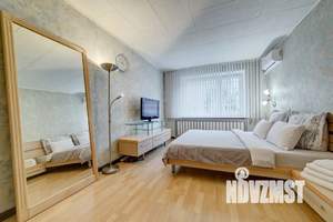 3-к квартира, посуточно, 80м2, 2/9 этаж