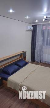 1-к квартира, посуточно, 37м2, 3/10 этаж