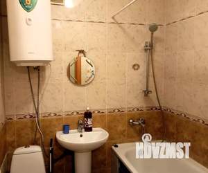 1-к квартира, посуточно, 50м2, 4/10 этаж