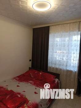 2-к квартира, посуточно, 40м2, 2/5 этаж