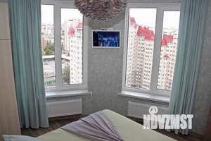 2-к квартира, посуточно, 47м2, 18/23 этаж