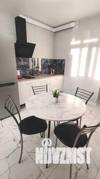 1-к квартира, посуточно, 40м2, 16/17 этаж