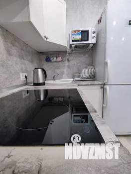1-к квартира, посуточно, 52м2, 6/10 этаж