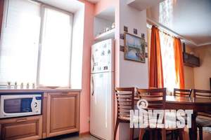 3-к квартира, посуточно, 72м2, 3/5 этаж