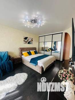 1-к квартира, посуточно, 36м2, 3/7 этаж