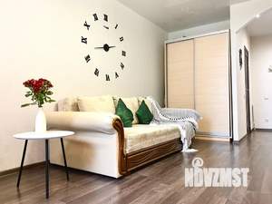 2-к квартира, посуточно, 49м2, 17/25 этаж