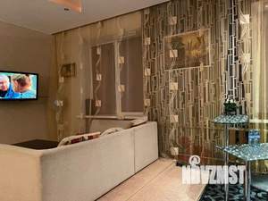 Студия квартира, посуточно, 45м2, 1/5 этаж