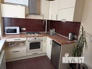 Студия квартира, посуточно, 33м2, 4/5 этаж