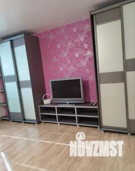 1-к квартира, посуточно, 57м2, 4/18 этаж