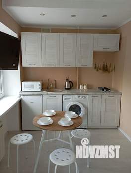 Студия квартира, посуточно, 28м2, 4/5 этаж