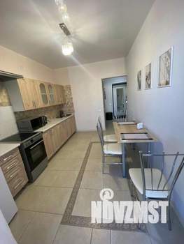 1-к квартира, посуточно, 38м2, 1/1 этаж