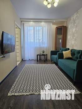 1-к квартира, посуточно, 40м2, 3/7 этаж