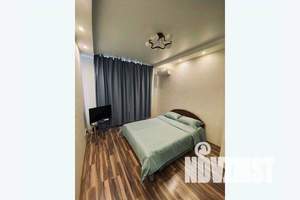 1-к квартира, посуточно, 35м2, 2/23 этаж