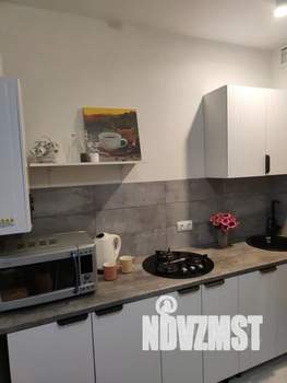 1-к квартира, посуточно, 32м2, 2/10 этаж