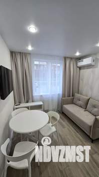 1-к квартира, посуточно, 42м2, 1/20 этаж