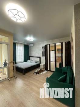 Студия квартира, посуточно, 30м2, 9/33 этаж