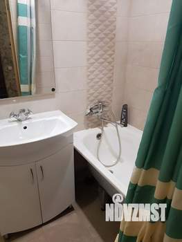 1-к квартира, посуточно, 35м2, 6/9 этаж