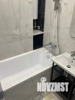 1-к квартира, посуточно, 38м2, 7/9 этаж