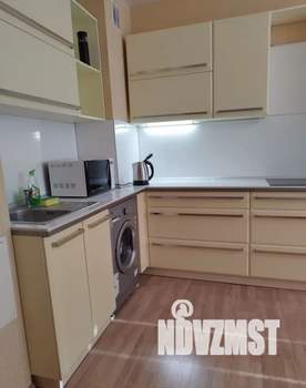 1-к квартира, посуточно, 57м2, 4/18 этаж