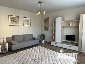 1-к квартира, посуточно, 38м2, 8/10 этаж