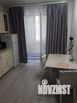 1-к квартира, посуточно, 45м2, 1/9 этаж