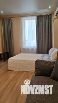 1-к квартира, посуточно, 45м2, 4/17 этаж