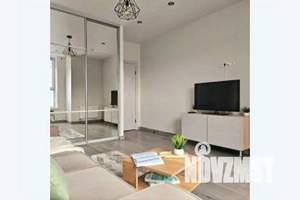 1-к квартира, посуточно, 40м2, 9/18 этаж