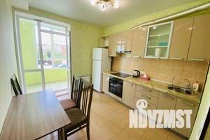 1-к квартира, посуточно, 35м2, 2/23 этаж