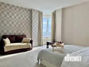 1-к квартира, посуточно, 37м2, 13/16 этаж