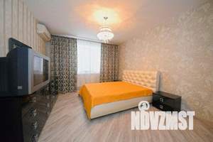 2-к квартира, посуточно, 70м2, 4/12 этаж
