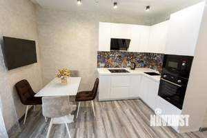 2-к квартира, посуточно, 65м2, 4/23 этаж