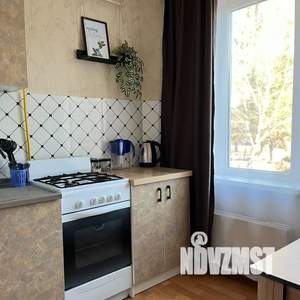1-к квартира, посуточно, 30м2, 1/9 этаж
