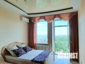 1-к квартира, посуточно, 40м2, 5/5 этаж