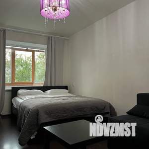 2-к квартира, посуточно, 43м2, 3/5 этаж