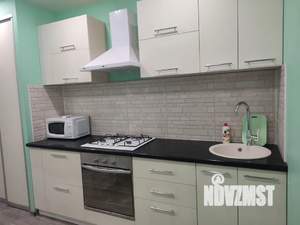 1-к квартира, посуточно, 36м2, 3/3 этаж