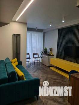 1-к квартира, посуточно, 62м2, 1/1 этаж