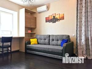 1-к квартира, посуточно, 39м2, 8/10 этаж