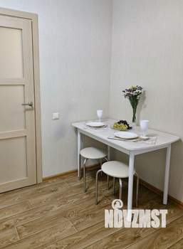 1-к квартира, посуточно, 43м2, 1/1 этаж