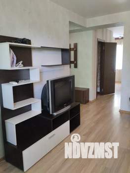 2-к квартира, посуточно, 40м2, 3/5 этаж