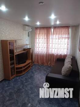 1-к квартира, посуточно, 32м2, 3/5 этаж