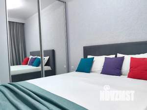 1-к квартира, посуточно, 40м2, 18/23 этаж