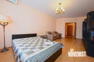 1-к квартира, посуточно, 45м2, 1/1 этаж