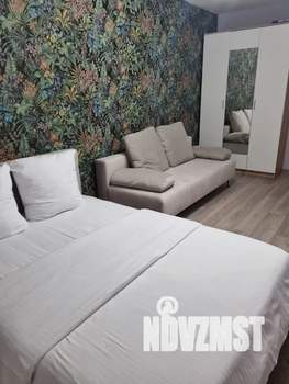 1-к квартира, посуточно, 40м2, 4/10 этаж